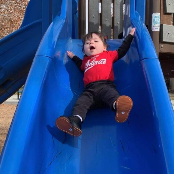 Meet your Posher, Julio - Picture 9 of 14